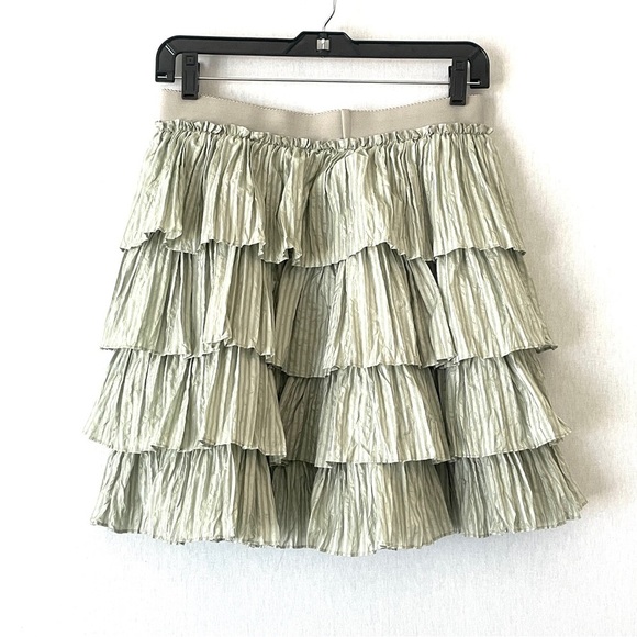 ⭐️Host Pick⭐️ Betsey Johnson Y2K Ruffle Pleated Tutu Mini Skirt - Picture 4 of 8